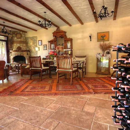 Mandarin & Mango Boutique Hotel