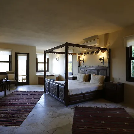 Hotel Mandarin & Mango Boutique