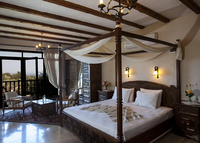 Mandarin & Mango Boutique