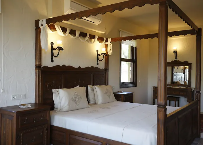 Mandarin & Mango Boutique 3*