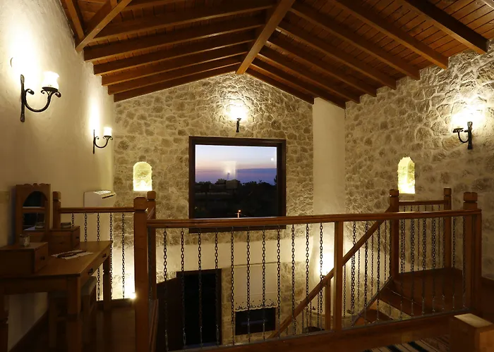 Отель Mandarin & Mango Boutique Фаралия