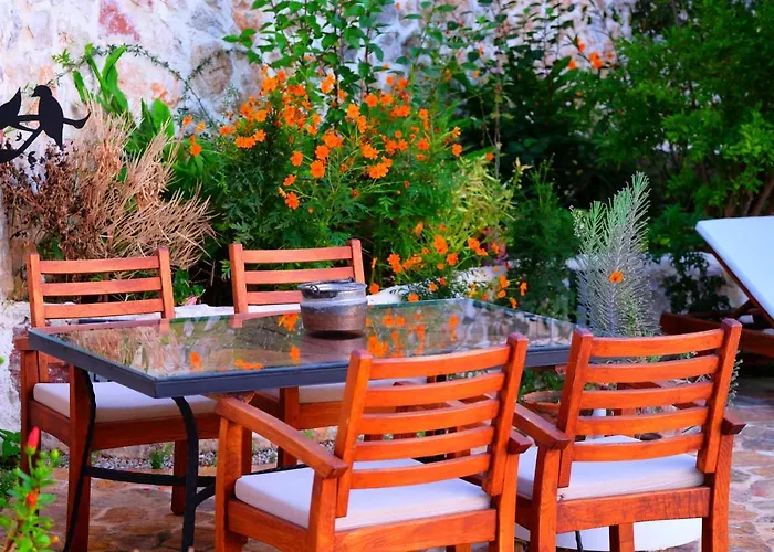 Mandarin & Mango Boutique Faralya