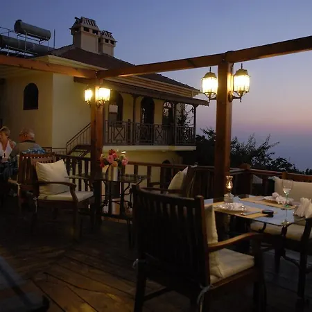 Mandarin & Mango Boutique Hotel