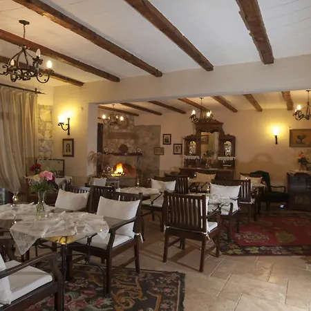 Mandarin & Mango Boutique Hotel