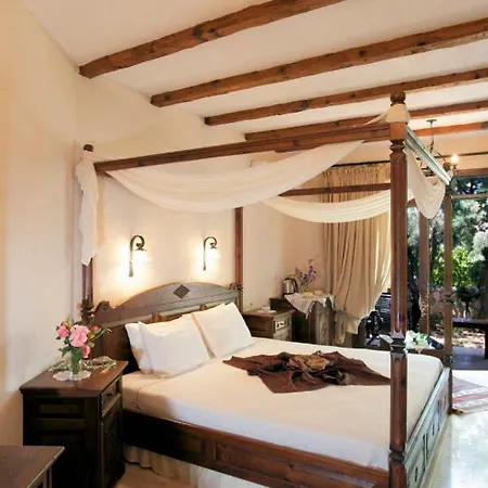 Mandarin & Mango Boutique Hotel