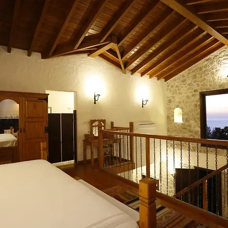 Mandarin & Mango Boutique Hotel 3*