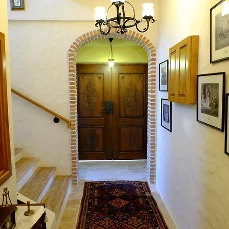 Mandarin & Mango Boutique Faralya