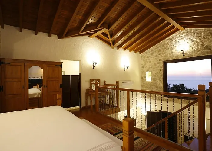 Mandarin & Mango Boutique Hotel 3*